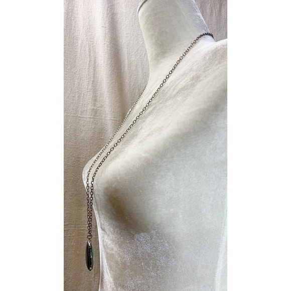 Stella & Dot silver tone Sanibel pendant necklace Labradorite Blue Quartz - Picture 7 of 10